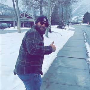 Meet your Posher, Cameron